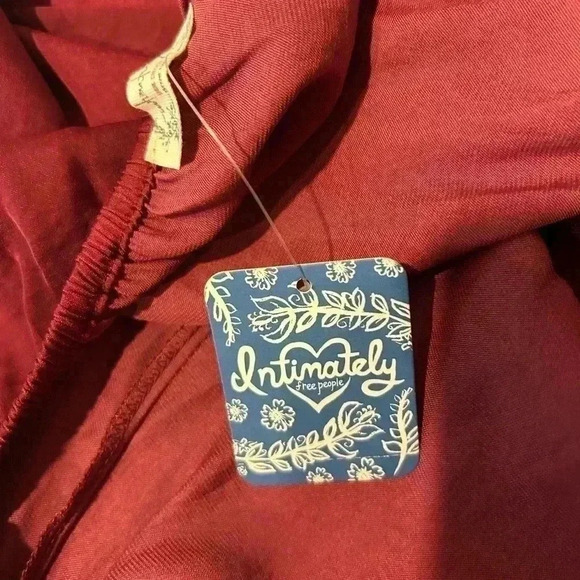 🌟”Free People Intimately” NWT Pomegranate Long Sleeve Thong Bodysuit Size M🌟 - Picture 12 of 13